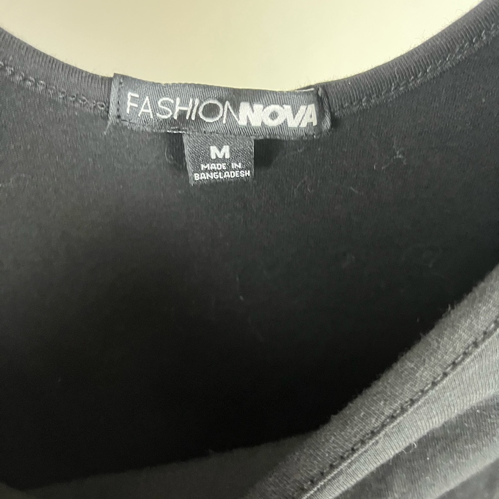 Basic tees/bodysuit bundle - Picture 7 of 7
